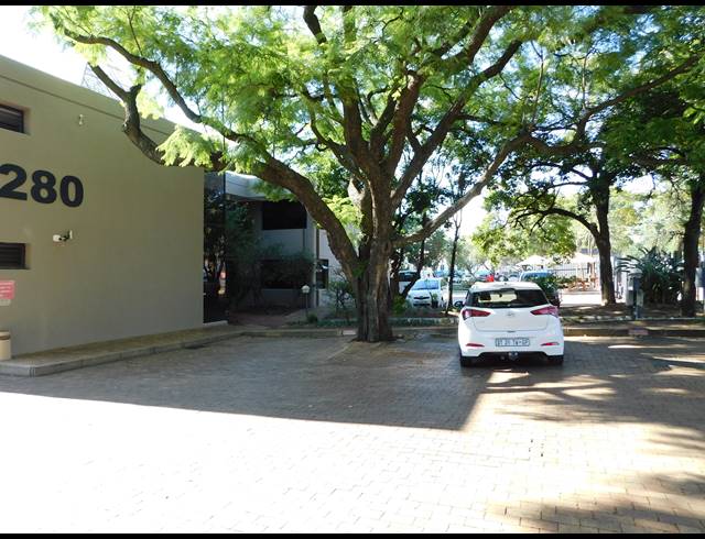 190M² OFFICE TO LET IN FERNDALE